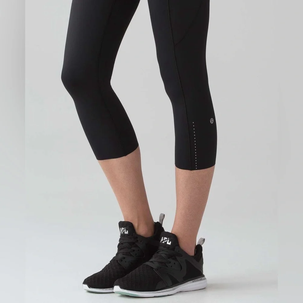 Lululemon Fast & Free Crop II *Nulux 19